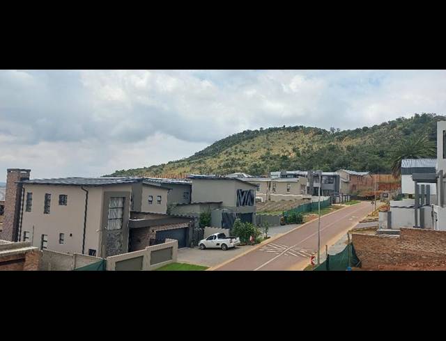 4 BEDROOM HOUSE FOR SALE IN HOMES HAVEN